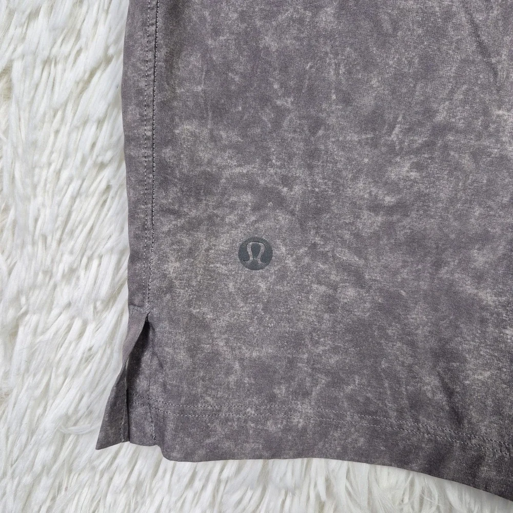 Lululemon T.H.E.‎ Short Linerless Grey Acid Wash 7